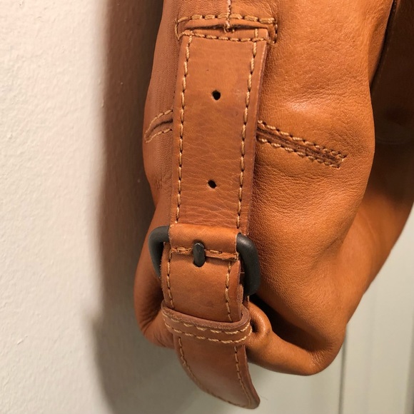 aunts & uncles Leather Saddle Bag, Shoulder or Crossbody Bag - Picture 6 of 15